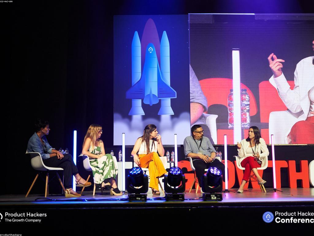 យូអេសអេ និងសេវាកម្ម: គន្លងដើម្បីជោគជ័យក្នុងទីផ្សារឌីជីថល